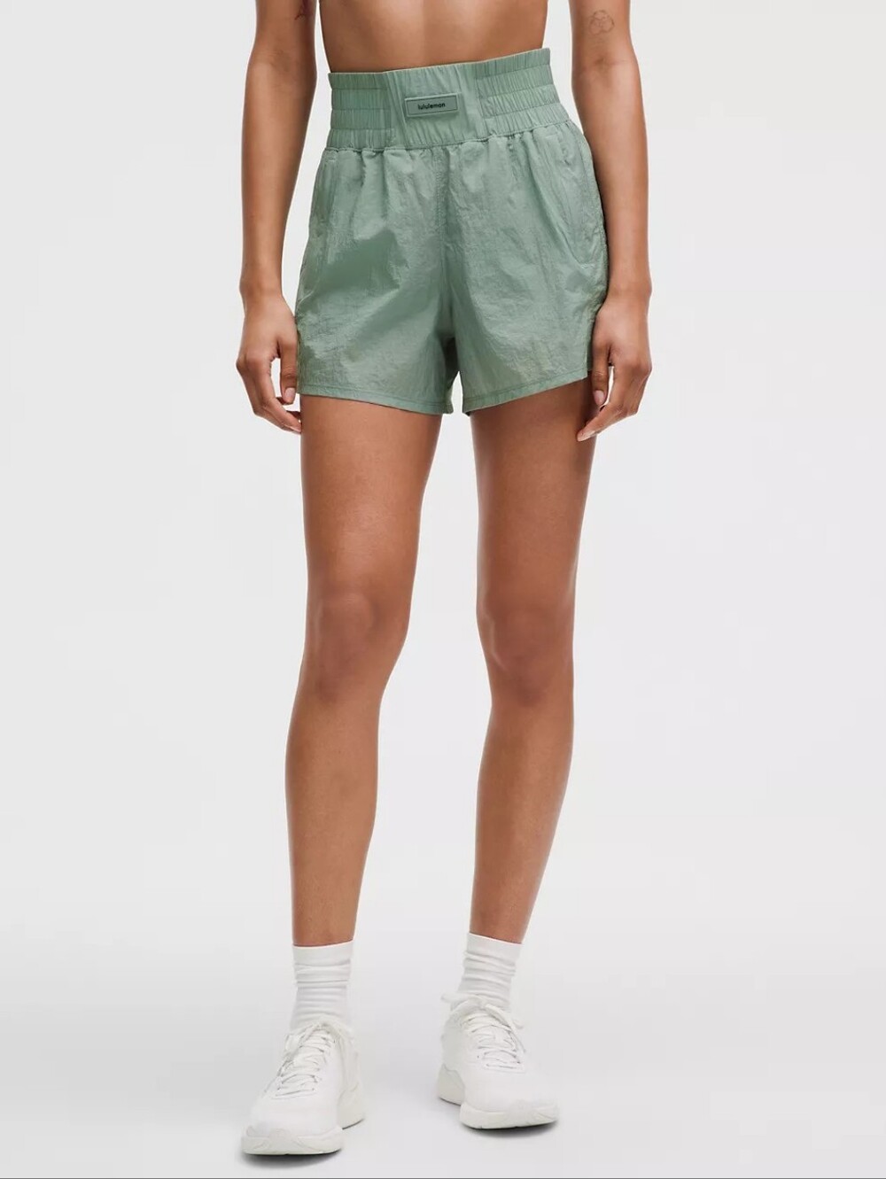 Lululemon Lightweight Super-High-Rise Training Short 4"-Size 2